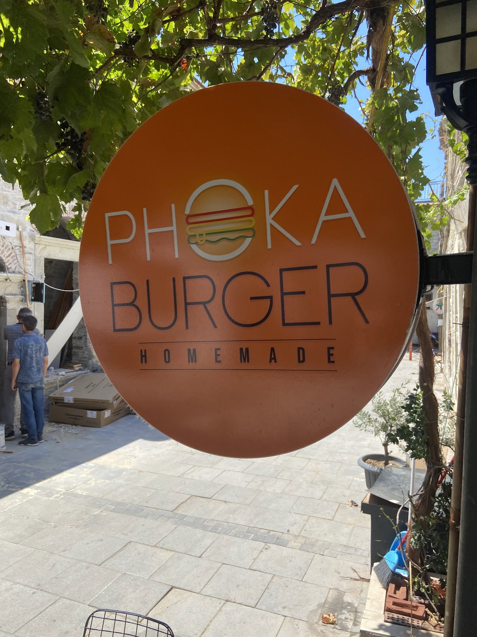 Phoka Burger