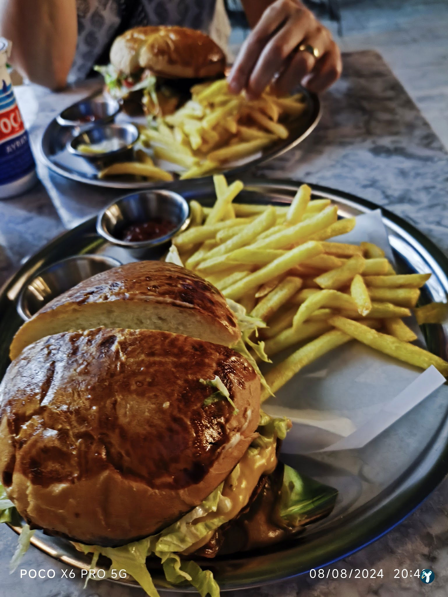 Phoka Burger