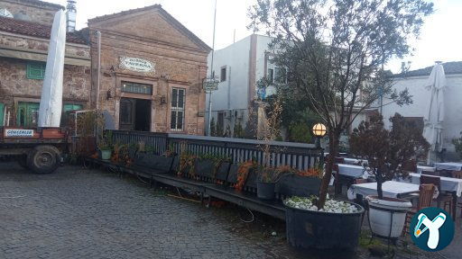 Moshos Taverna