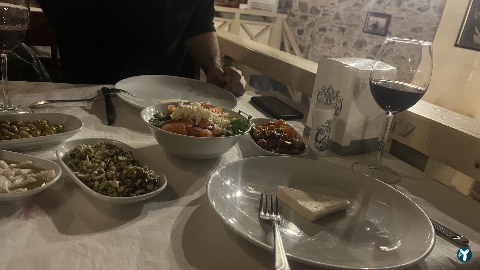 Moshos Taverna