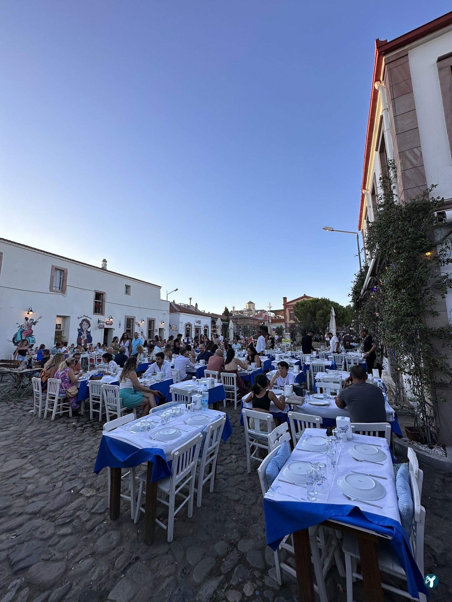 Moshos Taverna