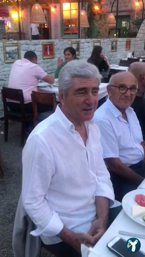 Moshos Taverna