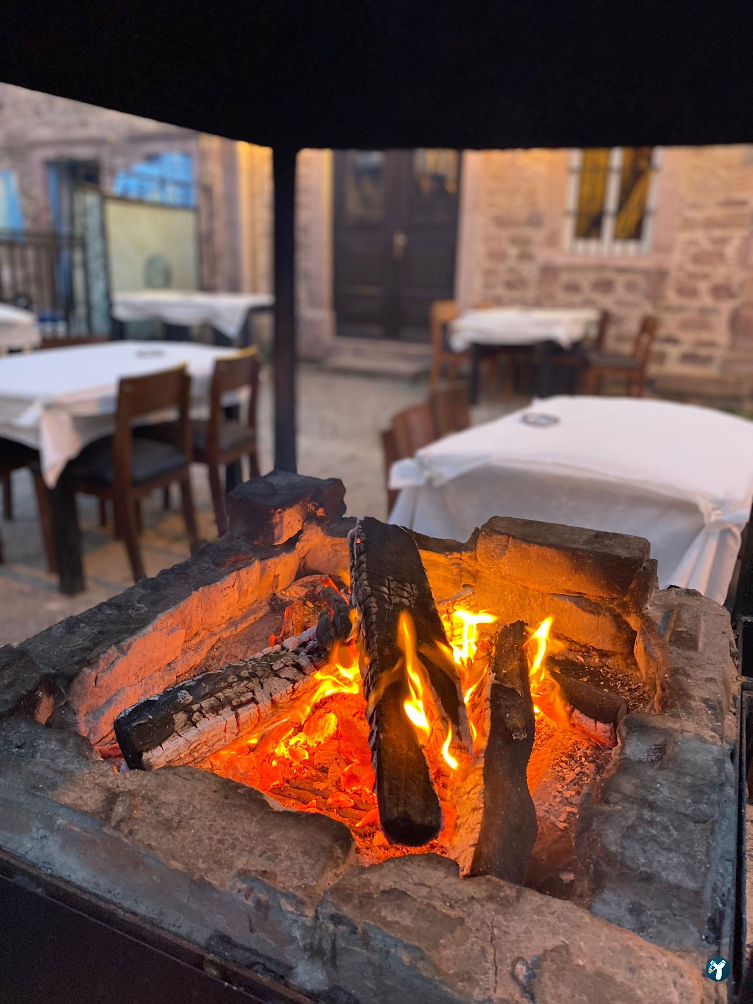 Moshos Taverna