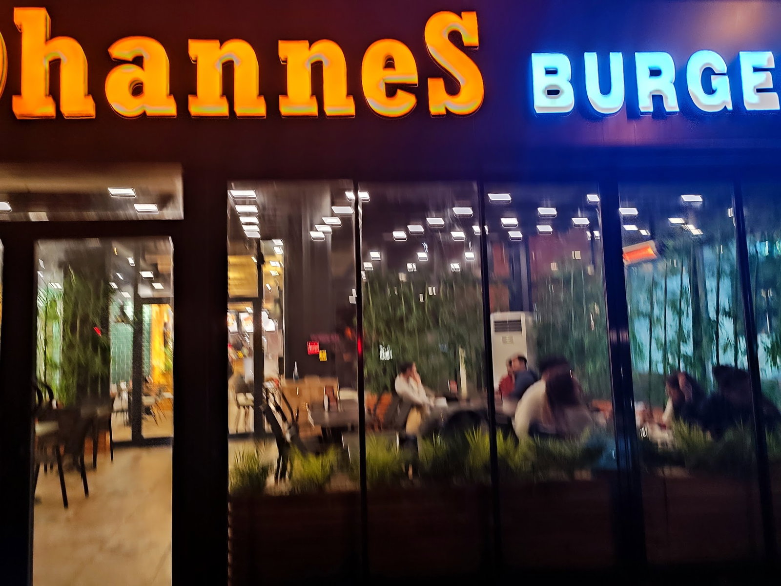Ohannes Burger Uşak
