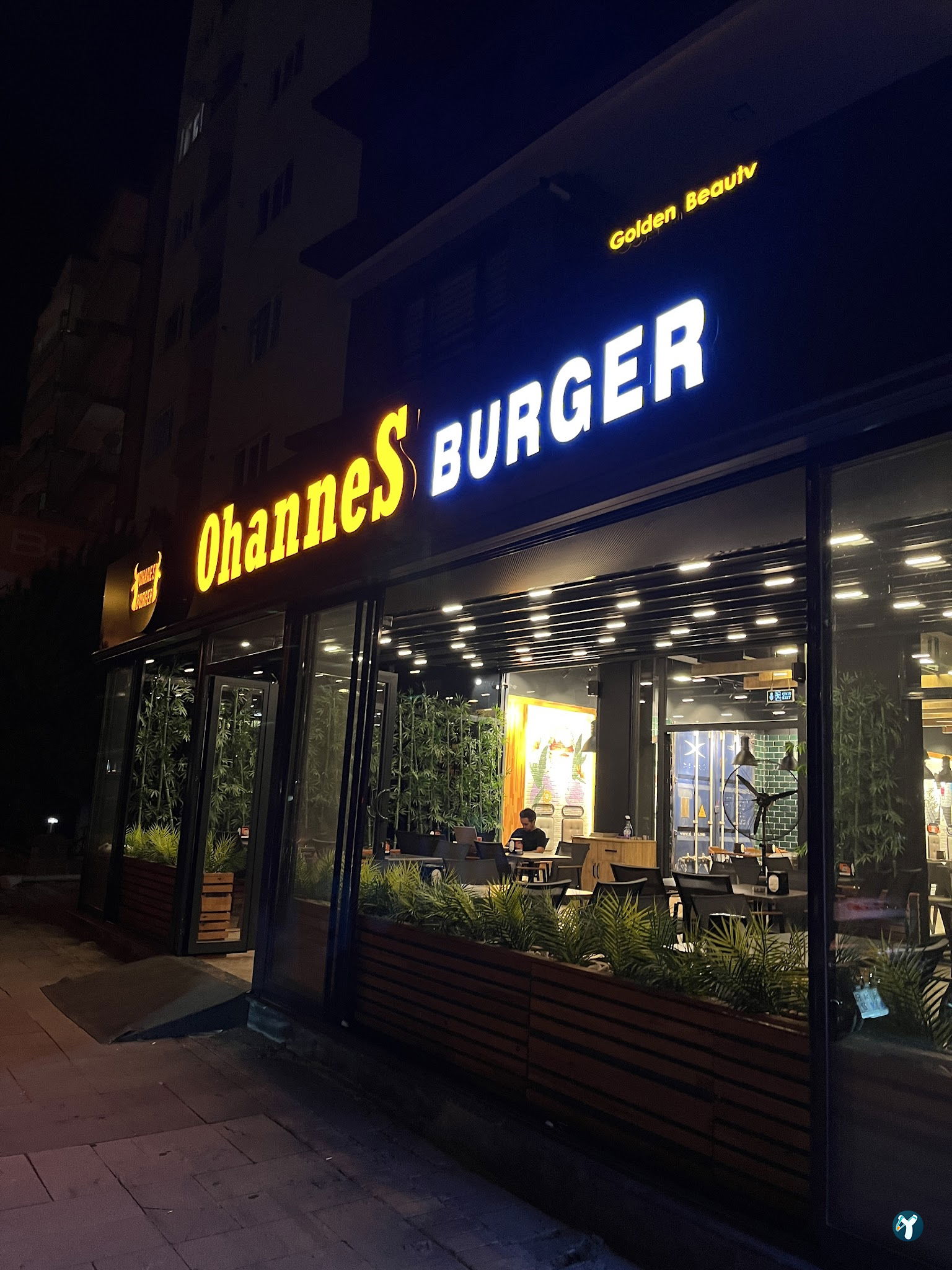 Ohannes Burger Uşak