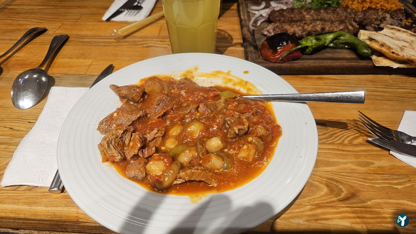 Sultan Mehmet Restaurant & Cafe
