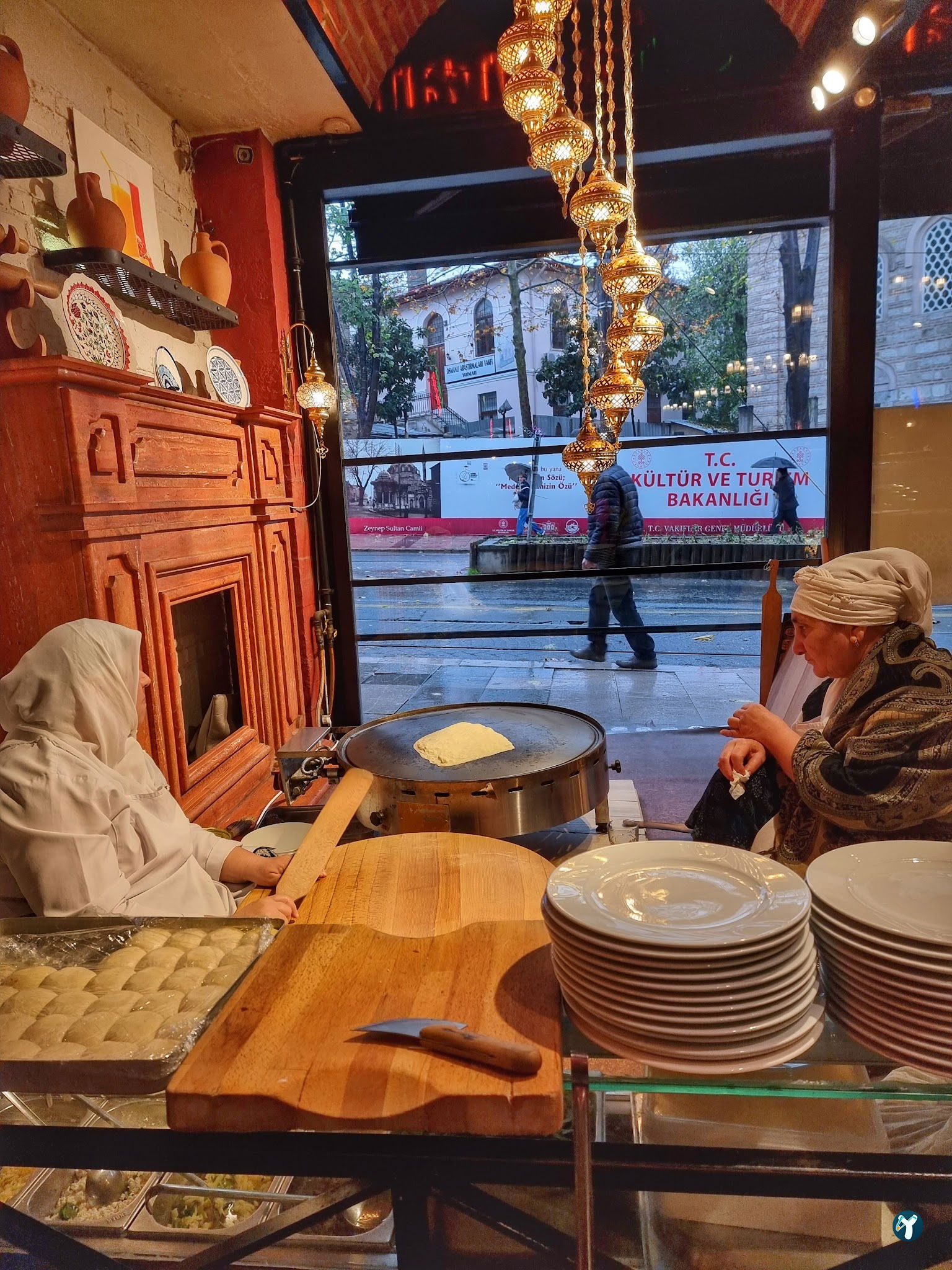 Sultan Mehmet Restaurant & Cafe