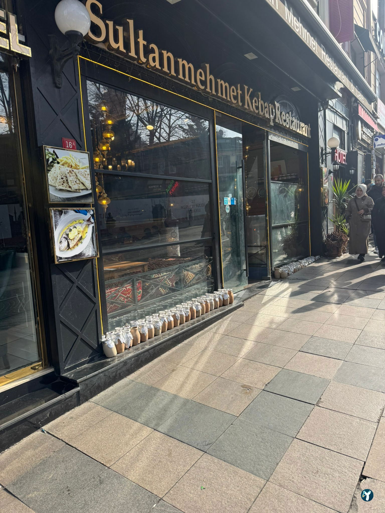 Sultan Mehmet Restaurant & Cafe