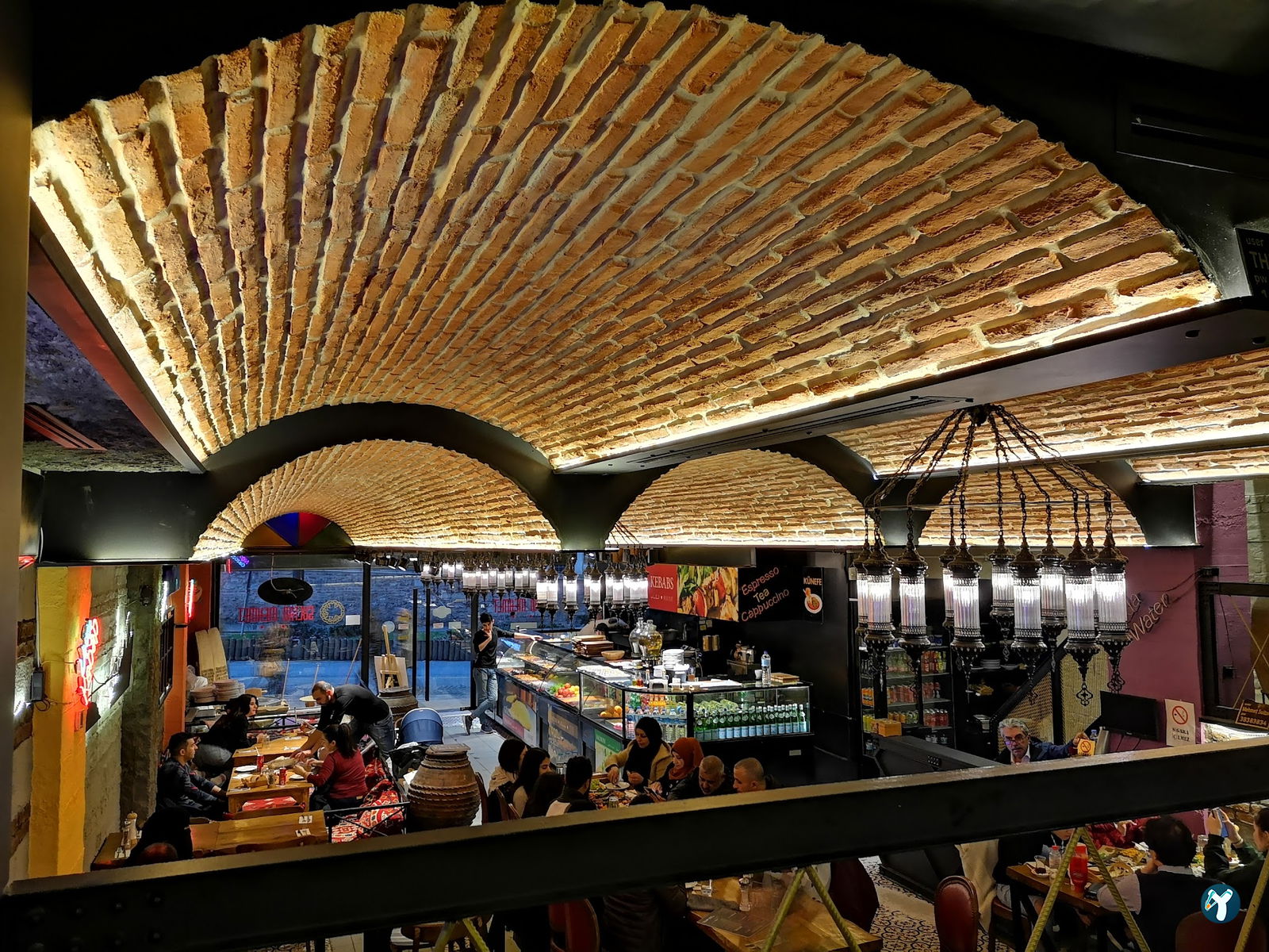Sultan Mehmet Restaurant & Cafe
