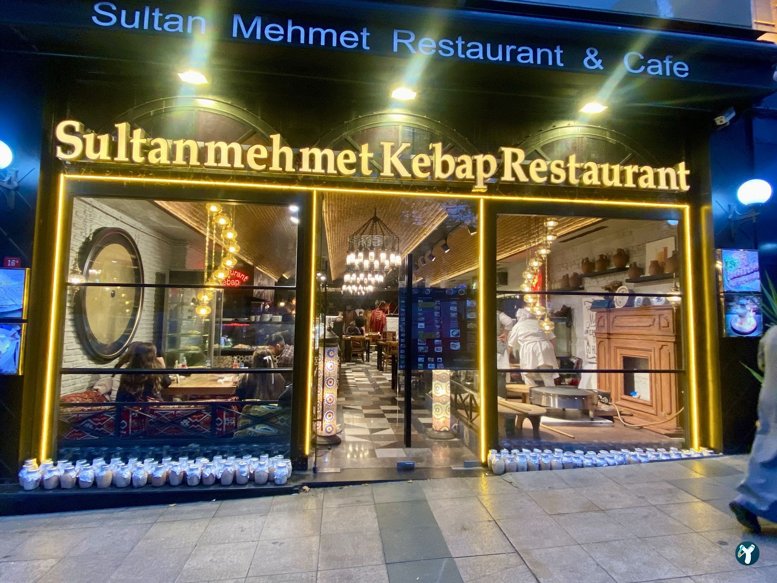 Sultan Mehmet Restaurant & Cafe