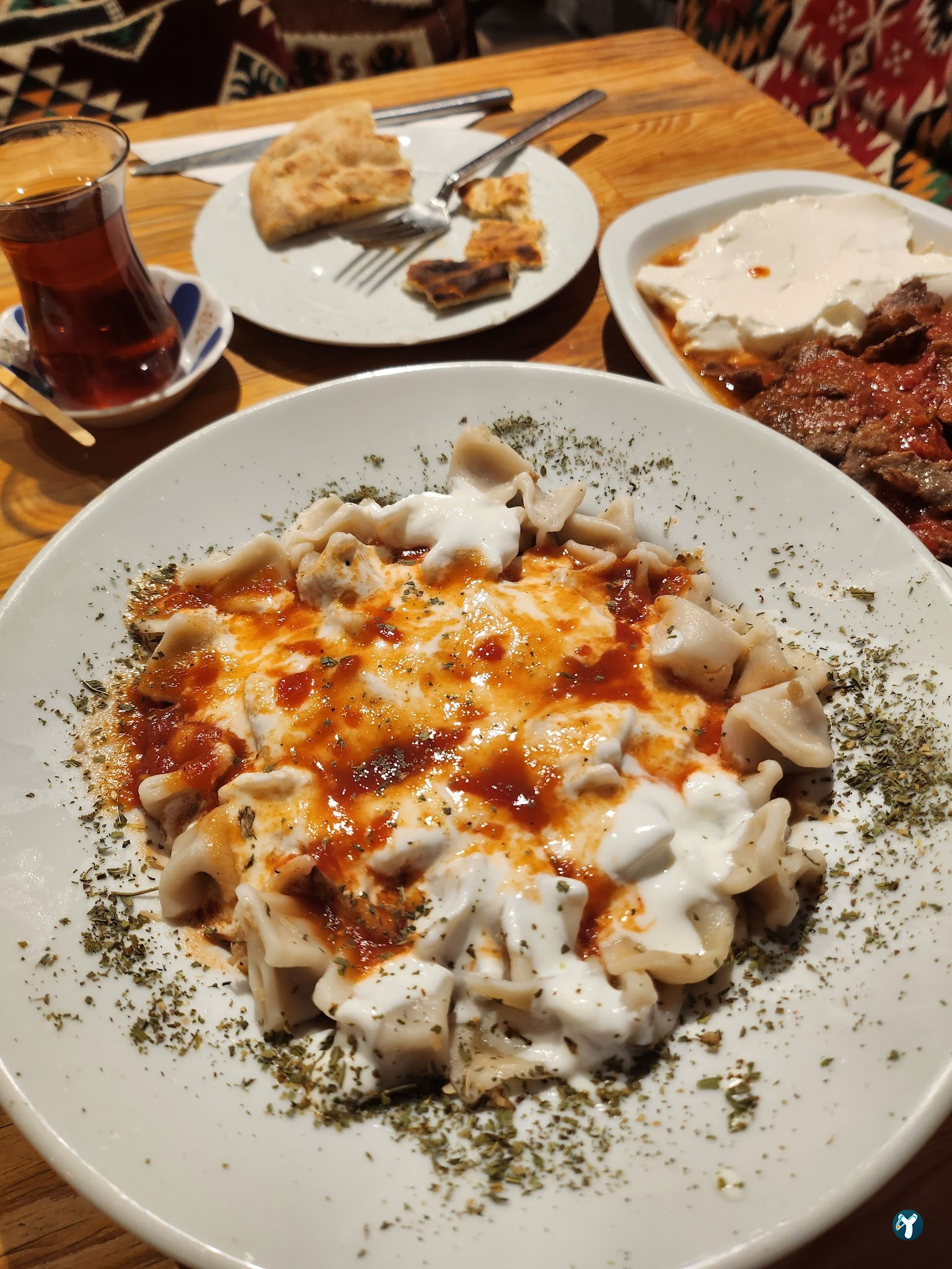 Sultan Mehmet Restaurant & Cafe