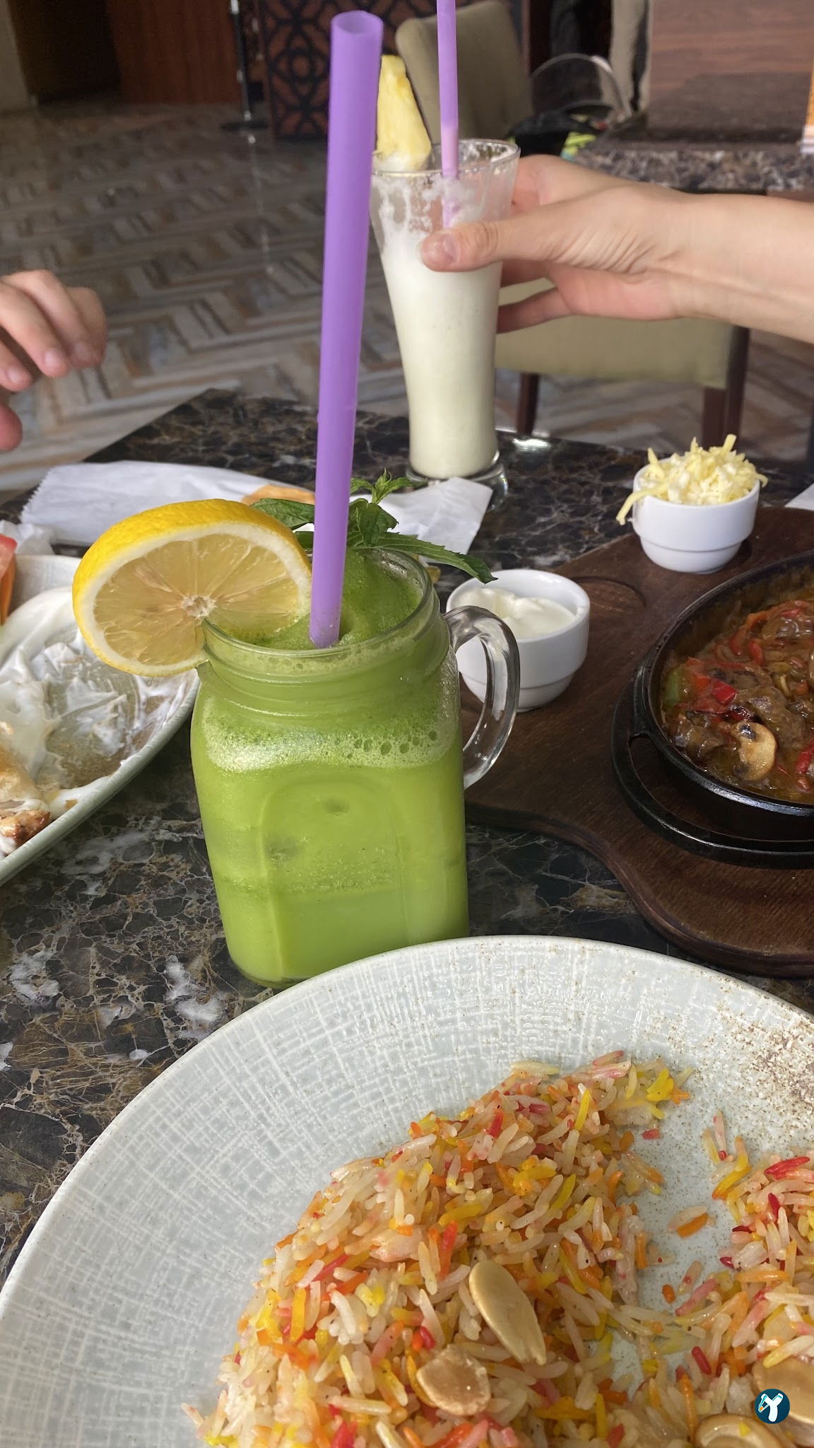 Rawa2 Restaurant