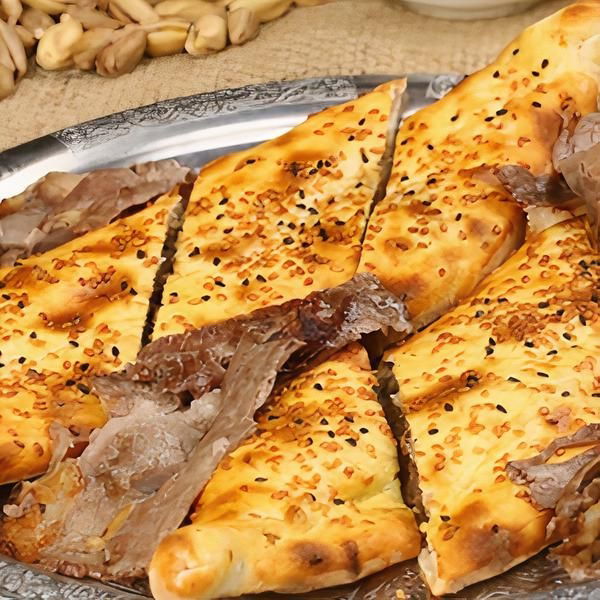 Et Dönerli Kaşarlı Pide (Kapalı)