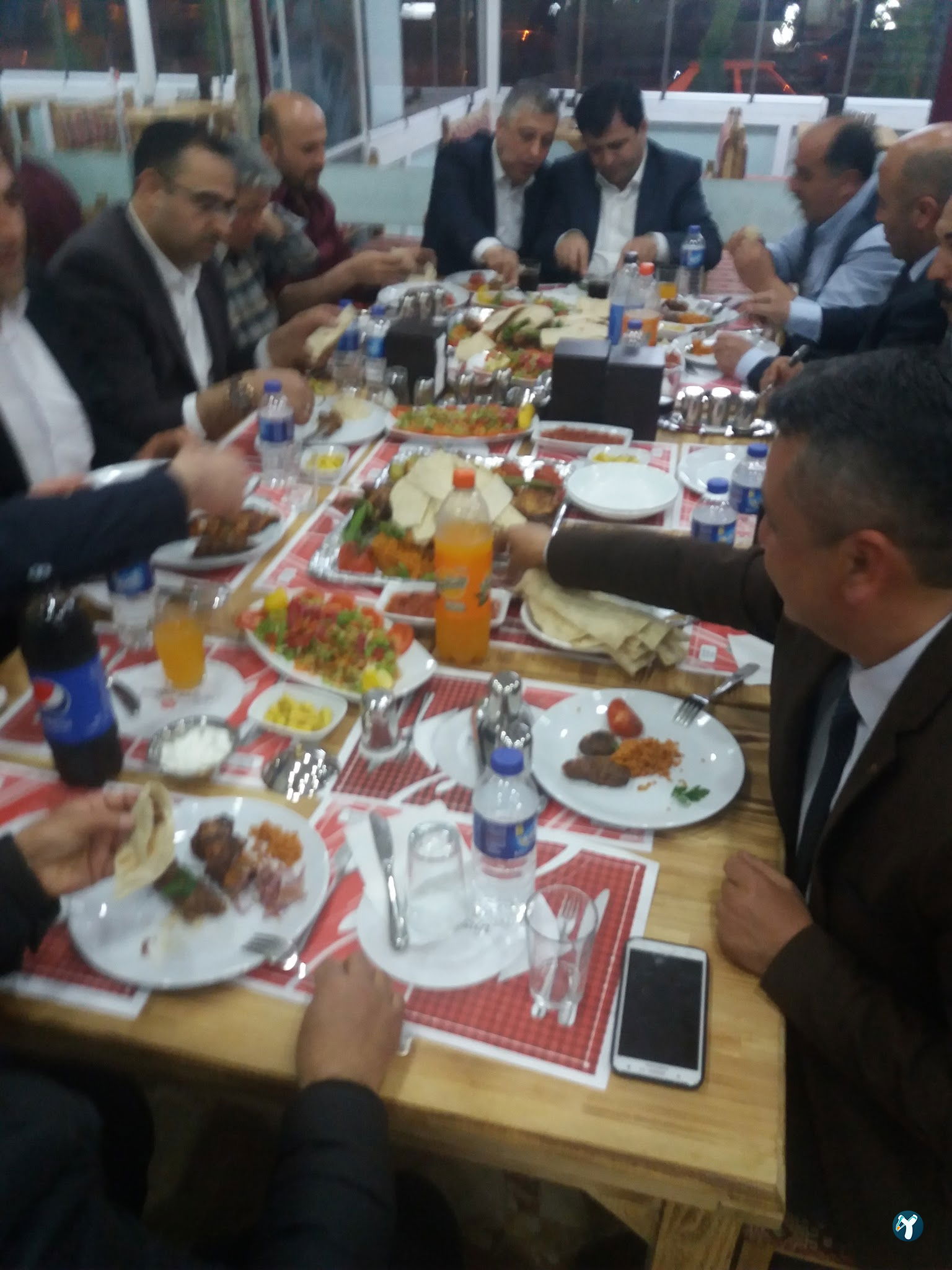 Hizmet Lokantası