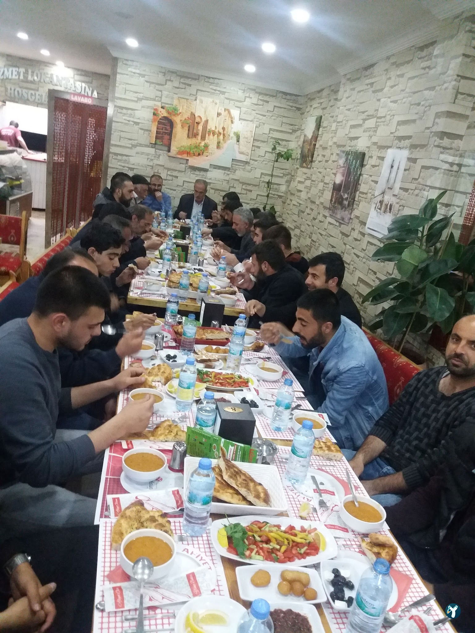 Hizmet Lokantası