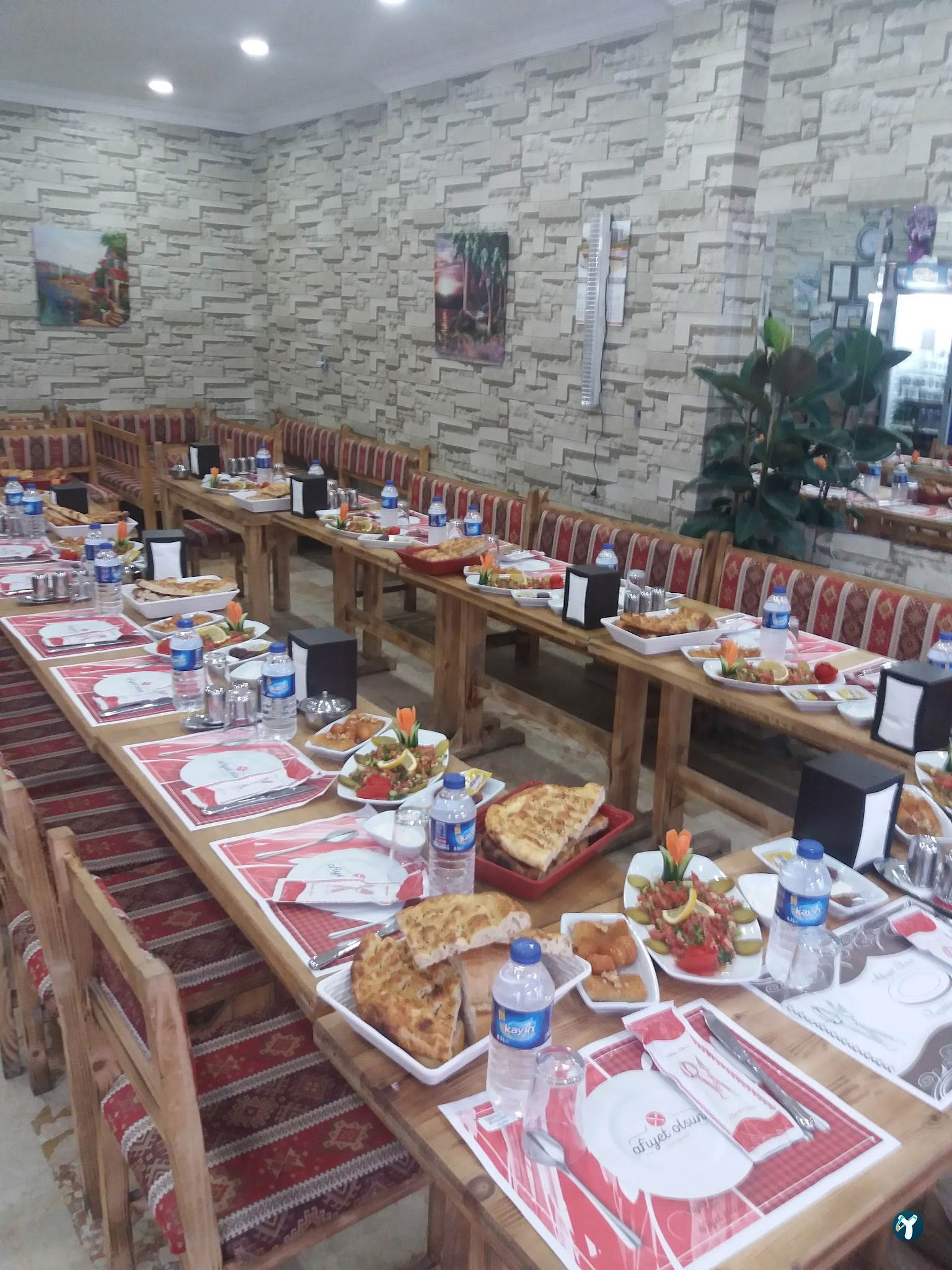 Hizmet Lokantası
