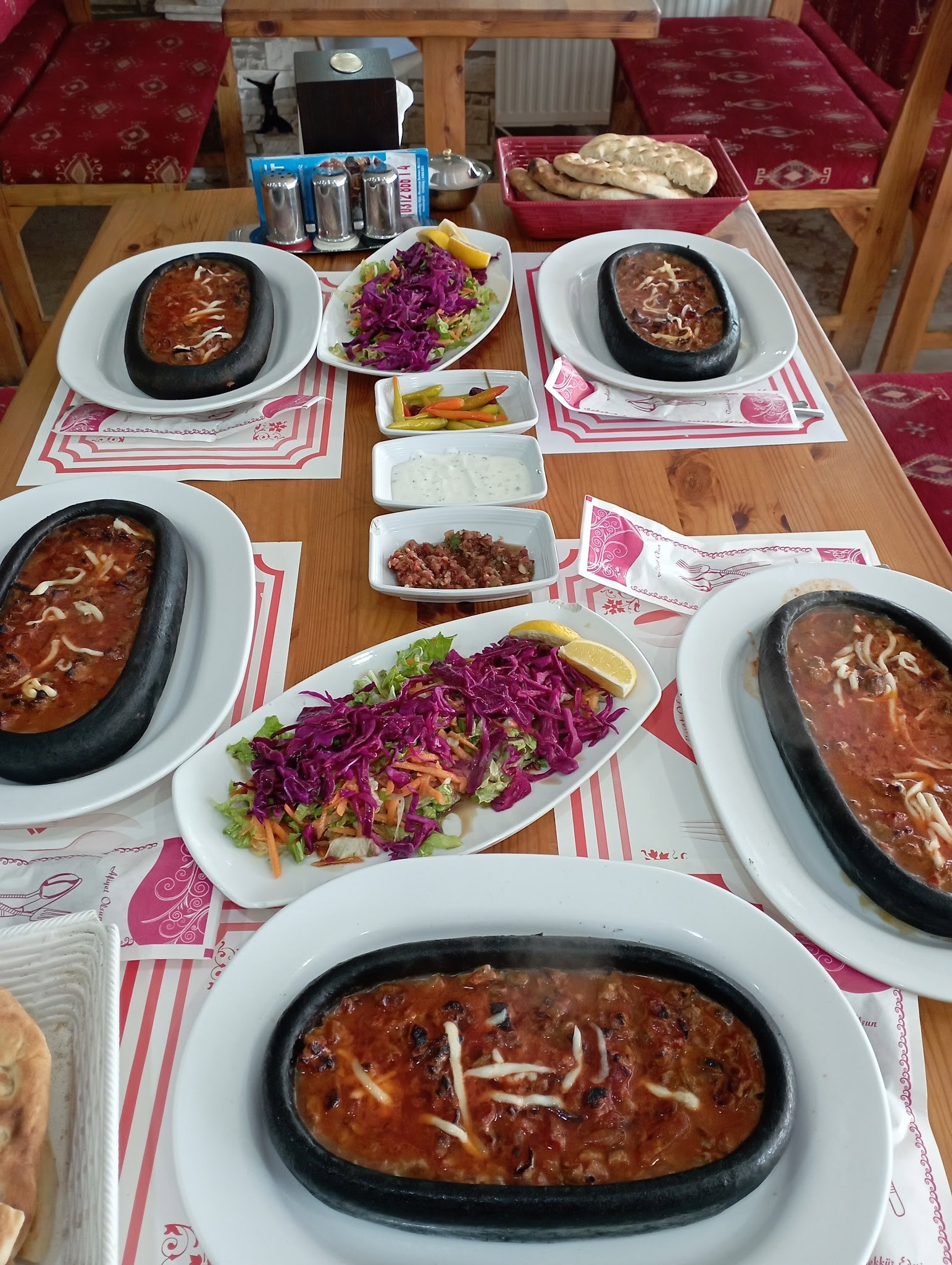 Hizmet Lokantası