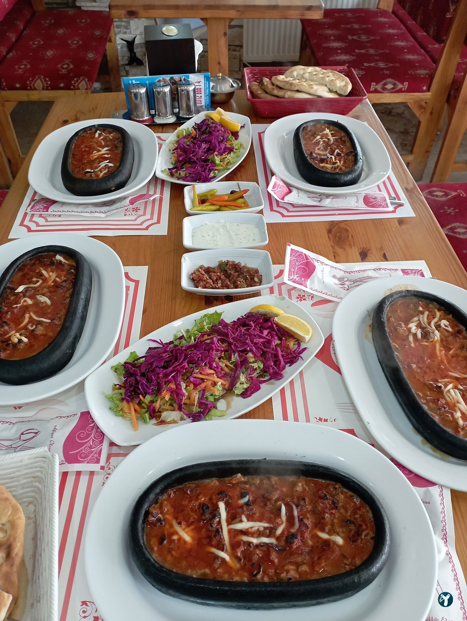 Hizmet Lokantası