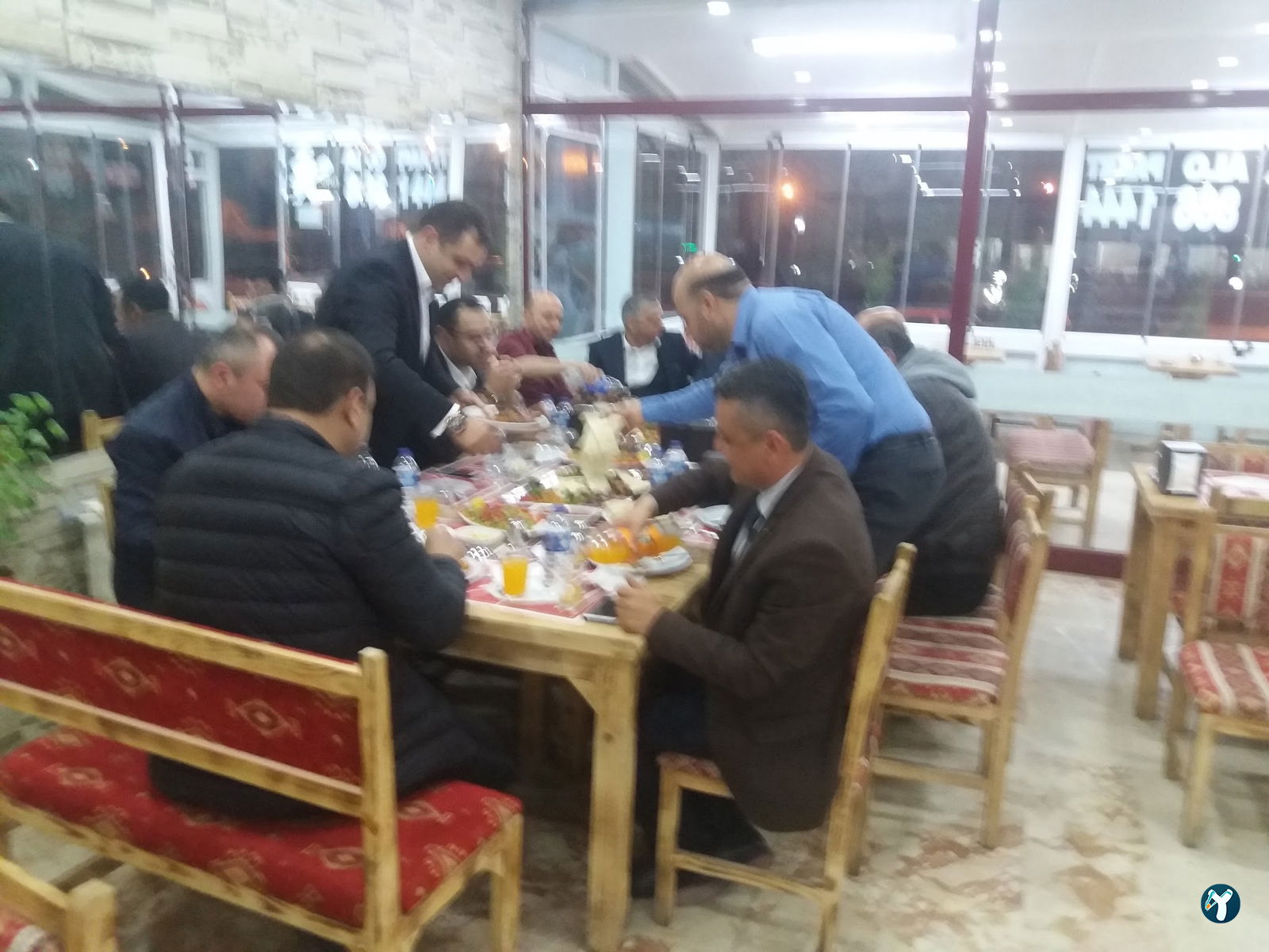 Hizmet Lokantası