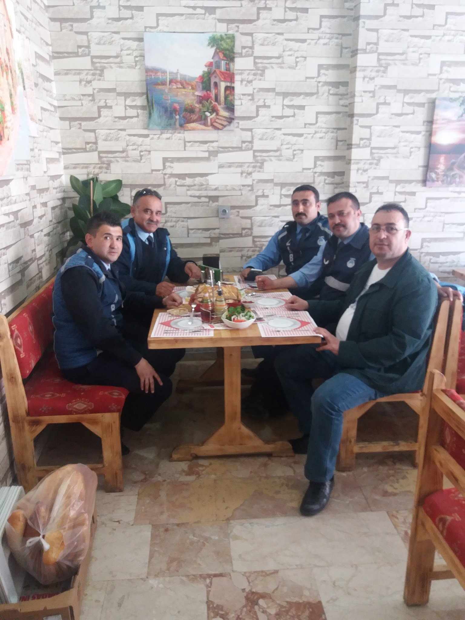 Hizmet Lokantası