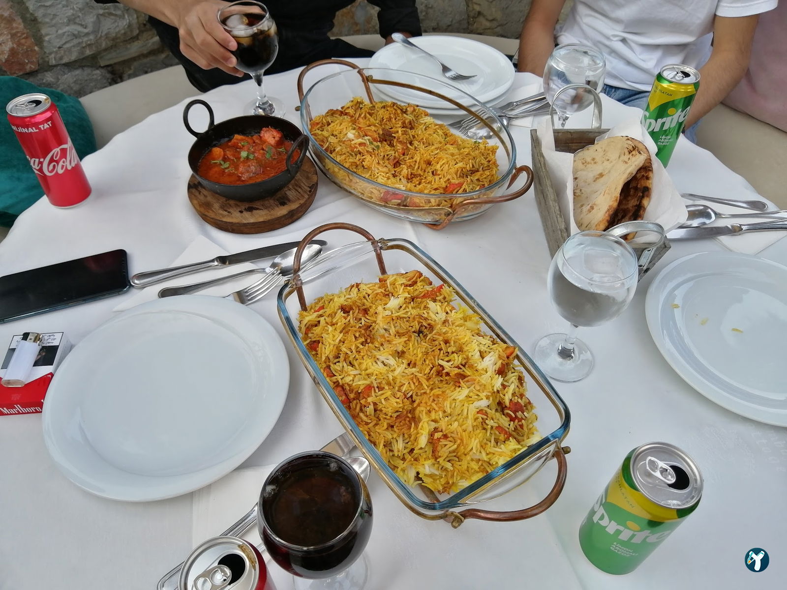 Bombay Cottage İndian Restaurant