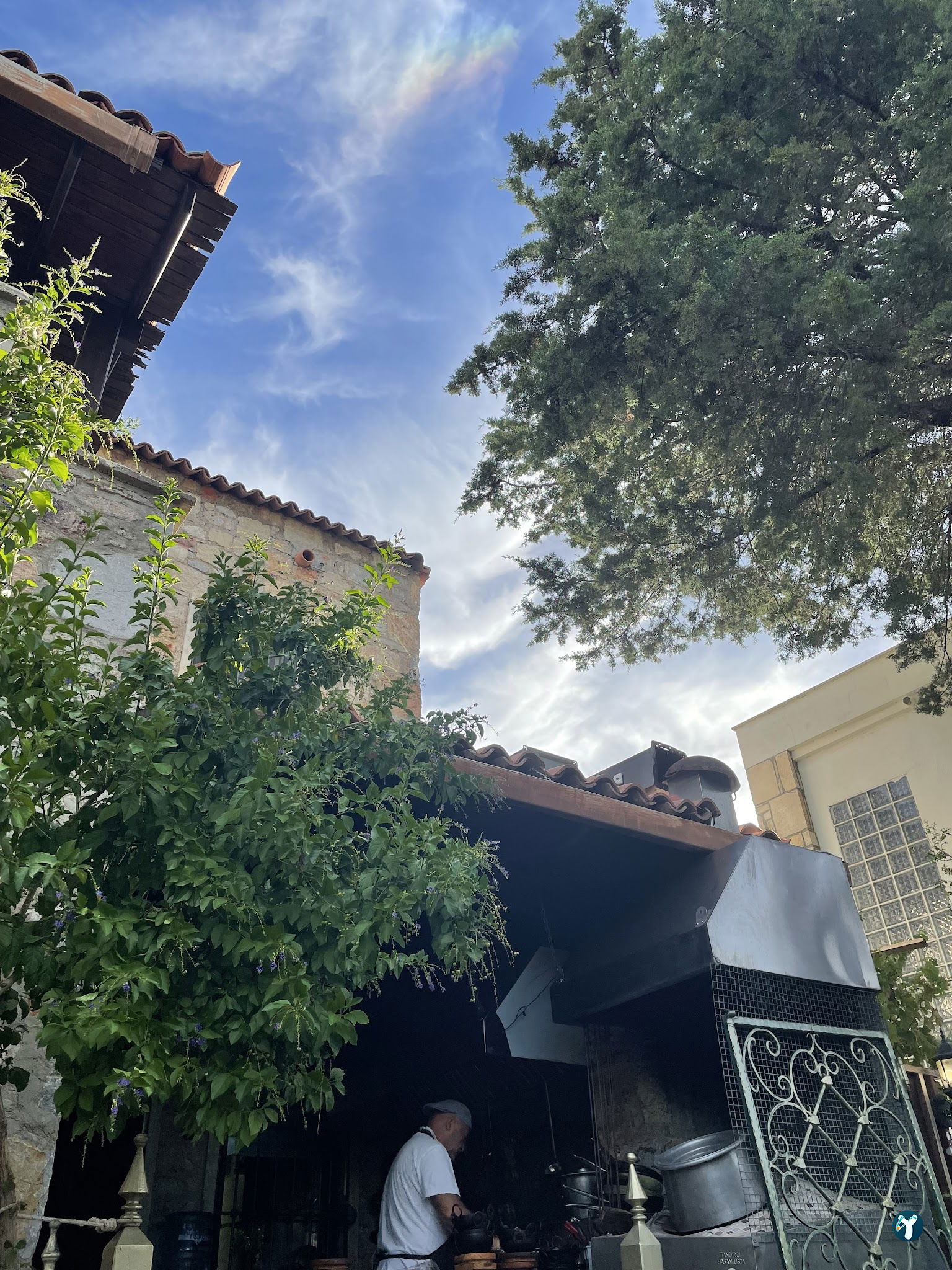 Bombay Cottage İndian Restaurant
