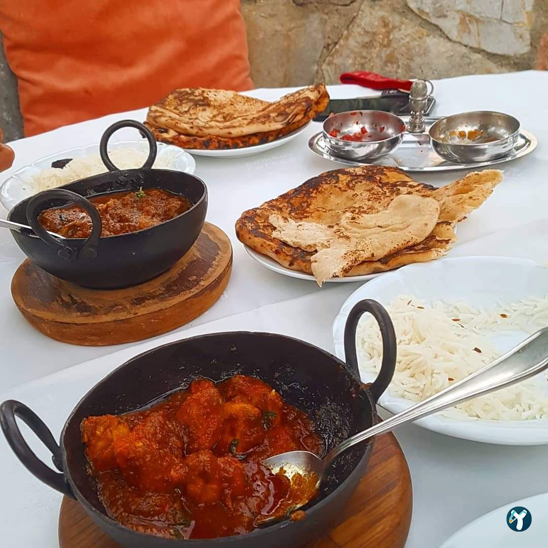 Bombay Cottage İndian Restaurant