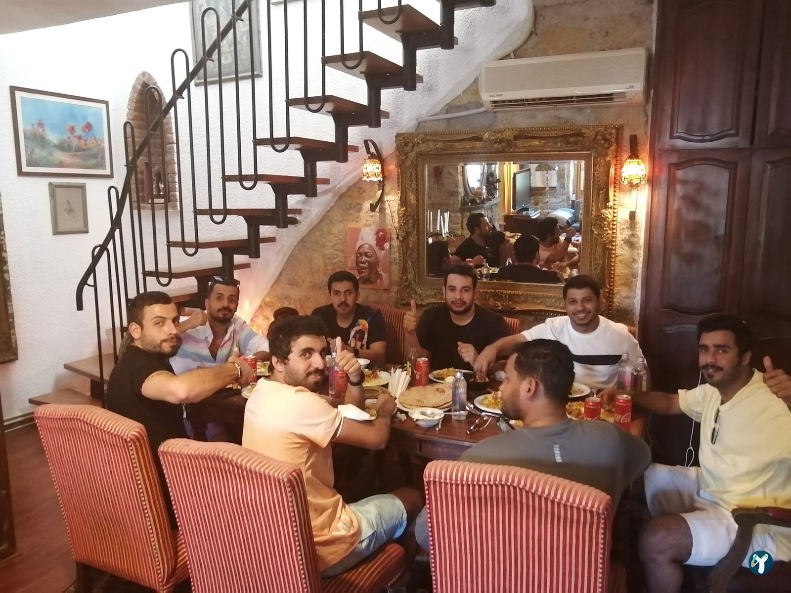 Bombay Cottage İndian Restaurant
