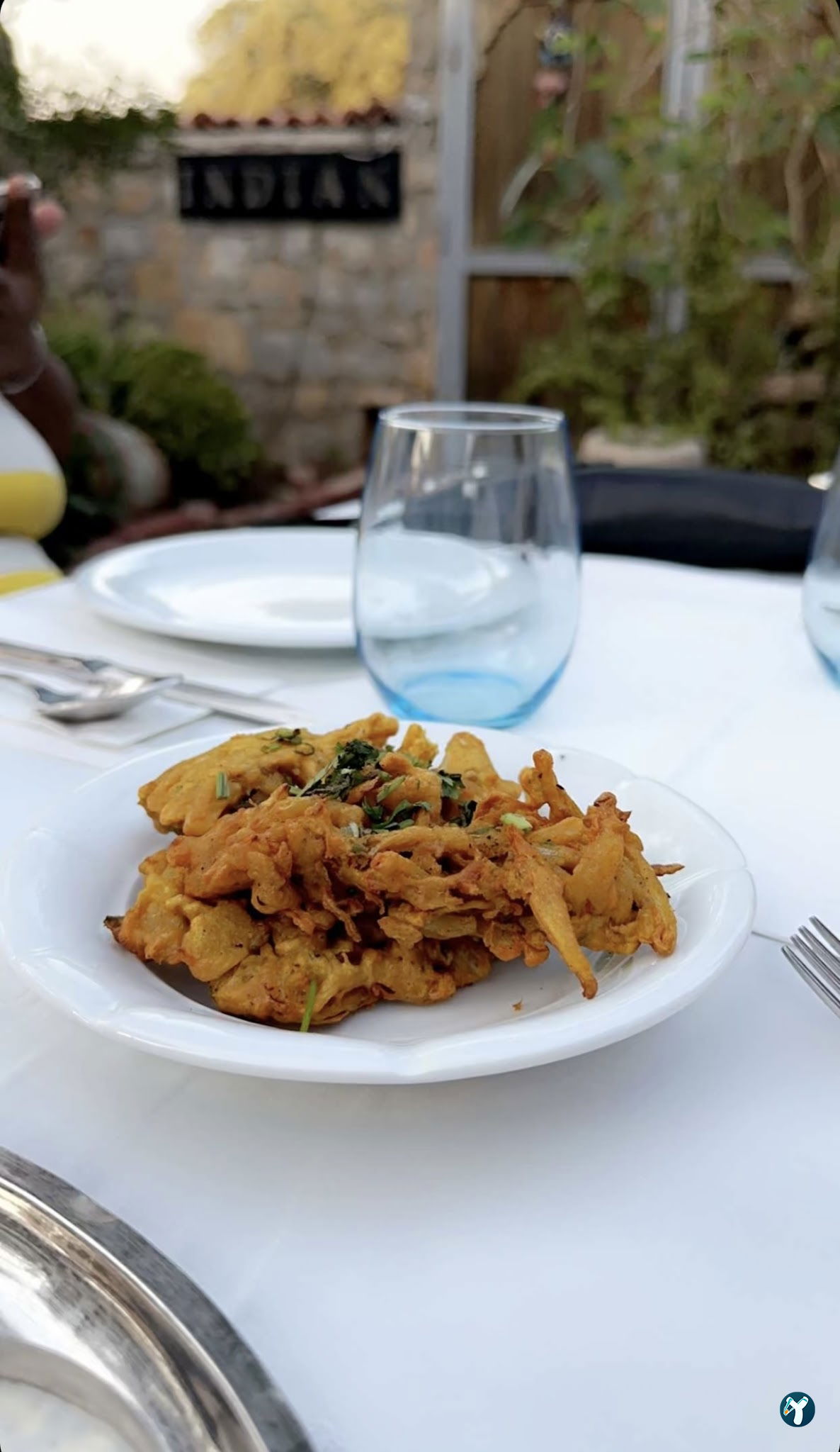 Bombay Cottage İndian Restaurant