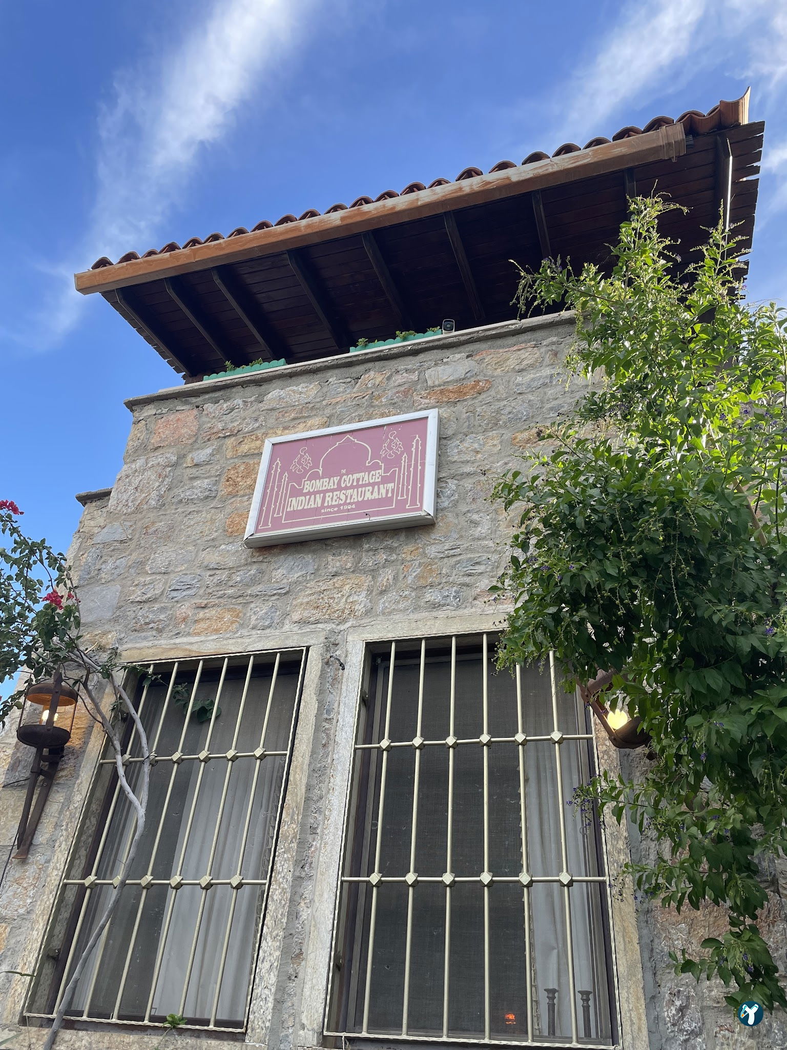 Bombay Cottage İndian Restaurant