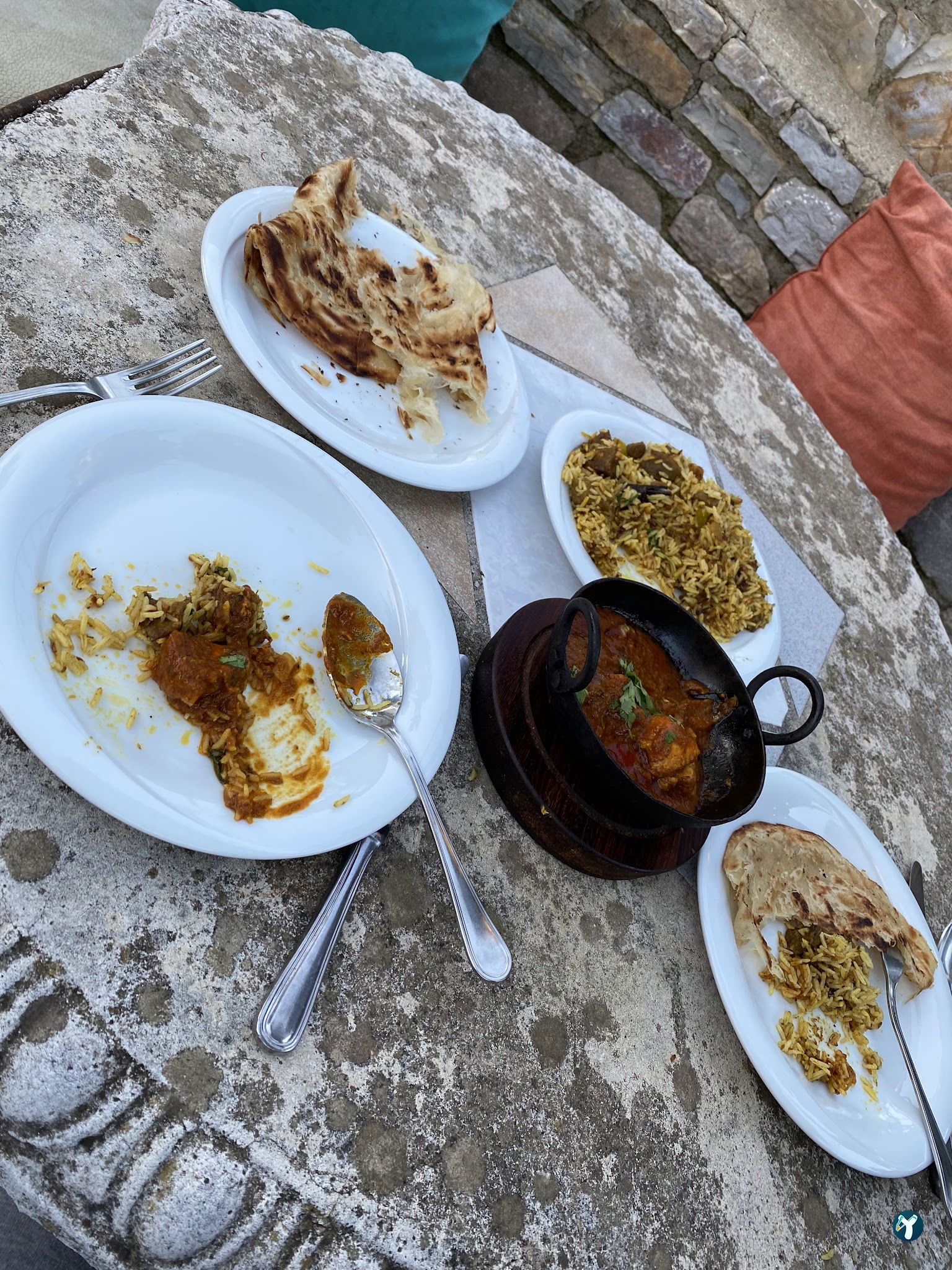 Bombay Cottage İndian Restaurant