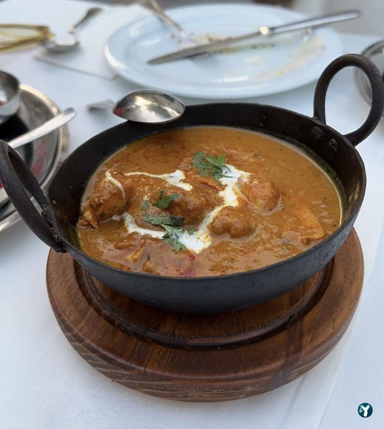 Bombay Cottage İndian Restaurant