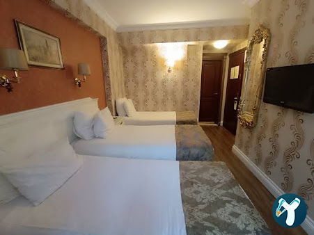 Golden Horn Hotel
