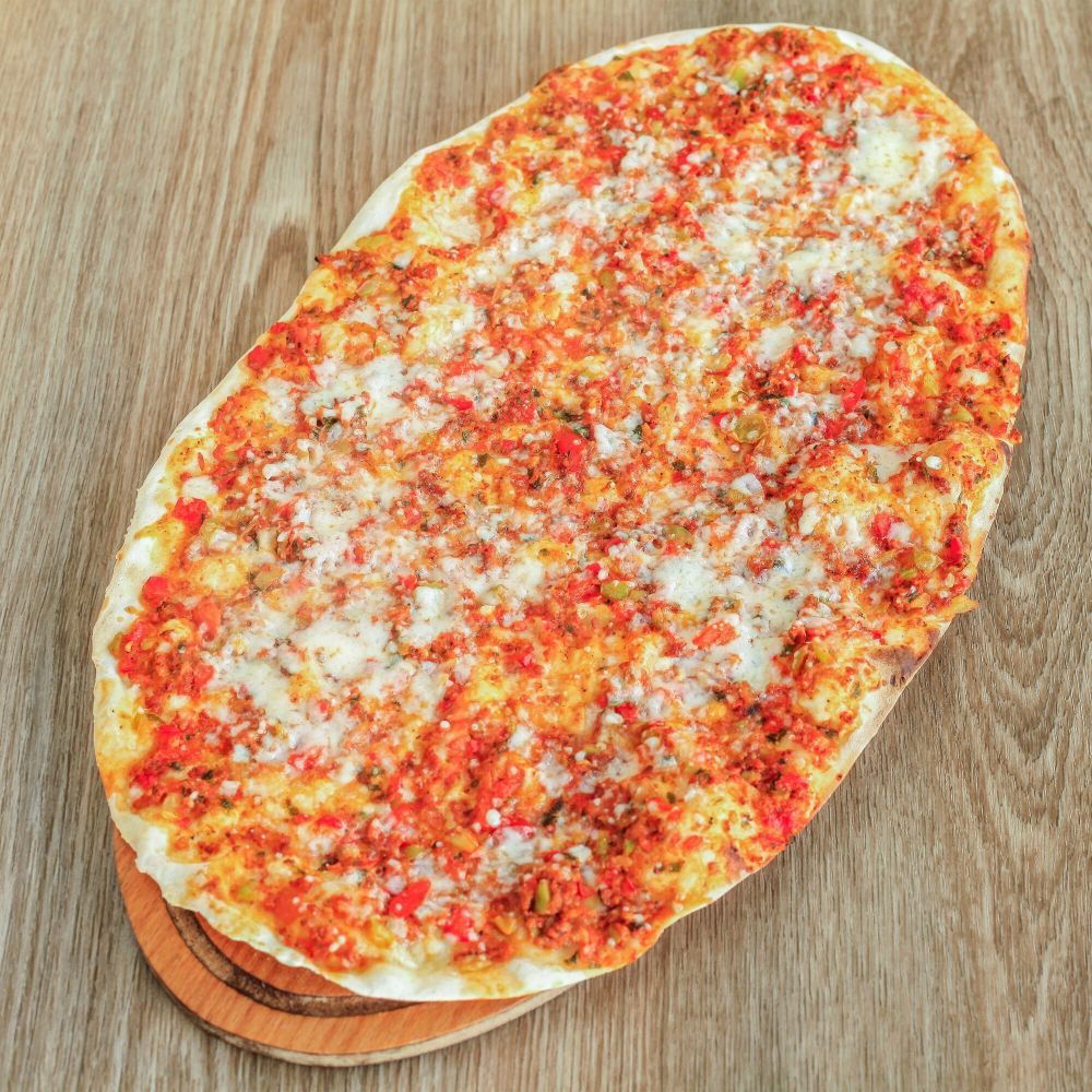 Kaşarlı Lahmacun