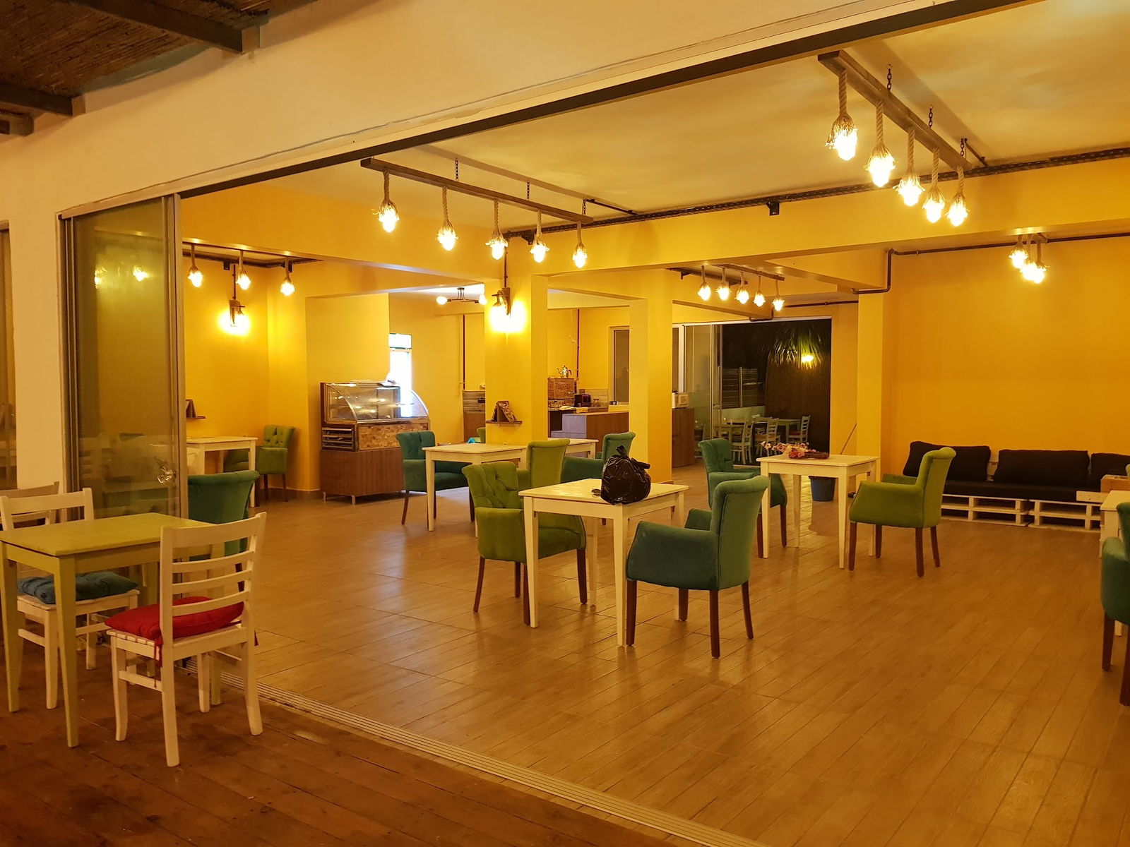 Göğe Bakma Durağı Mersin