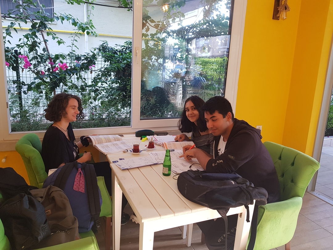 Göğe Bakma Durağı Mersin