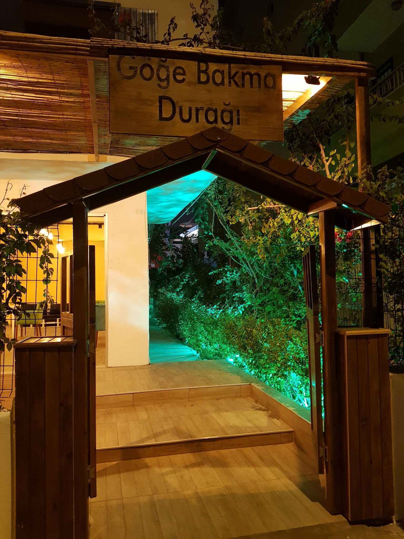 Göğe Bakma Durağı Mersin