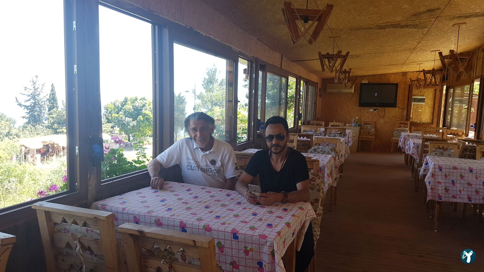 Aydogan Cafe