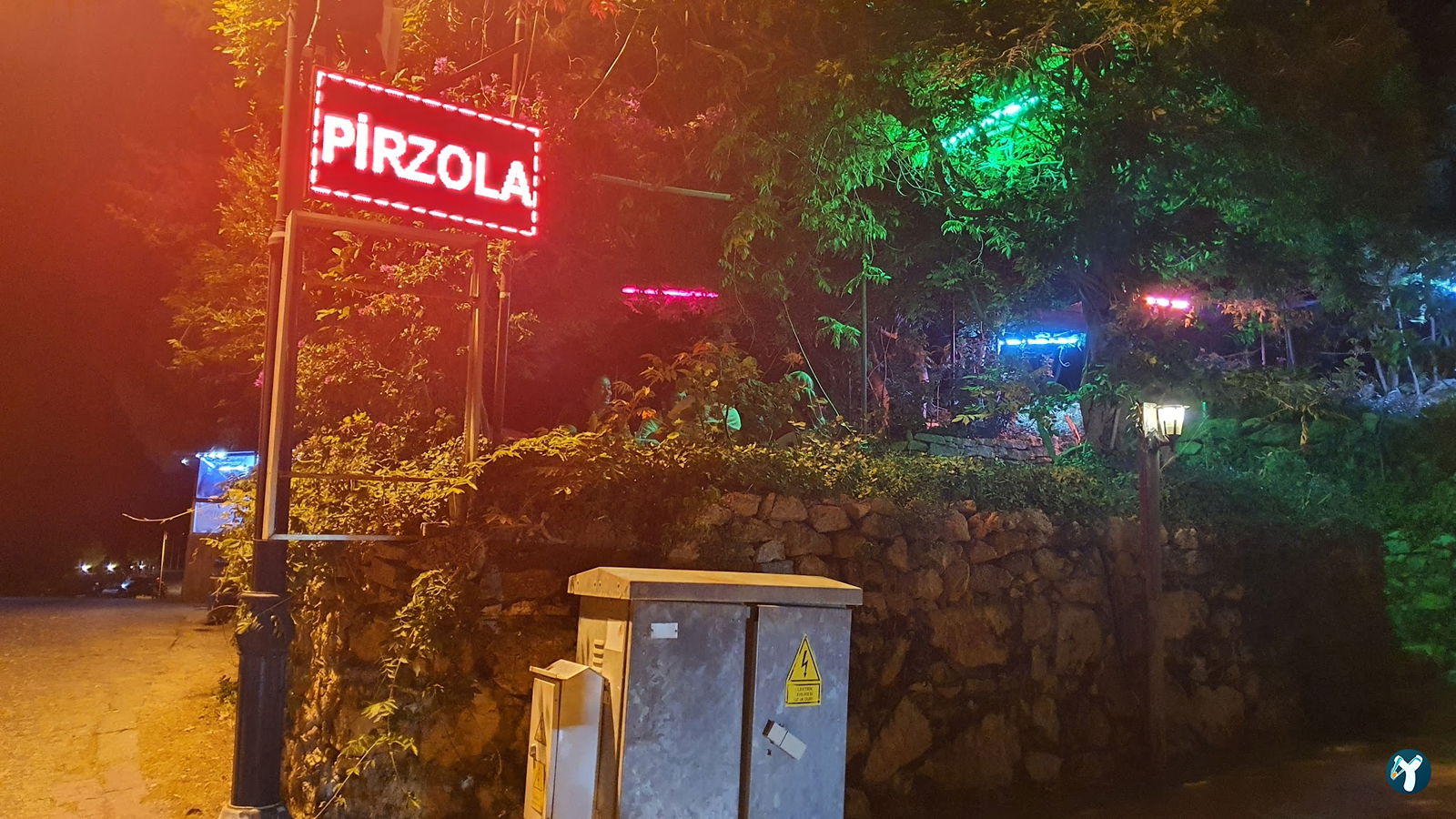 Aydogan Cafe