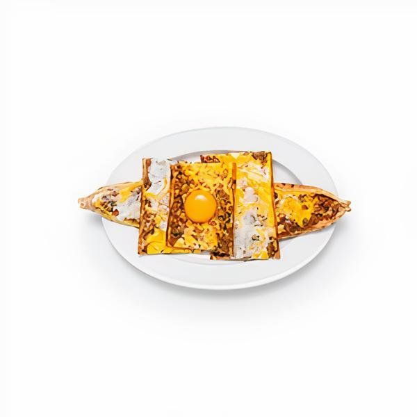 Kıymalı Üç Yumurtalı Pide