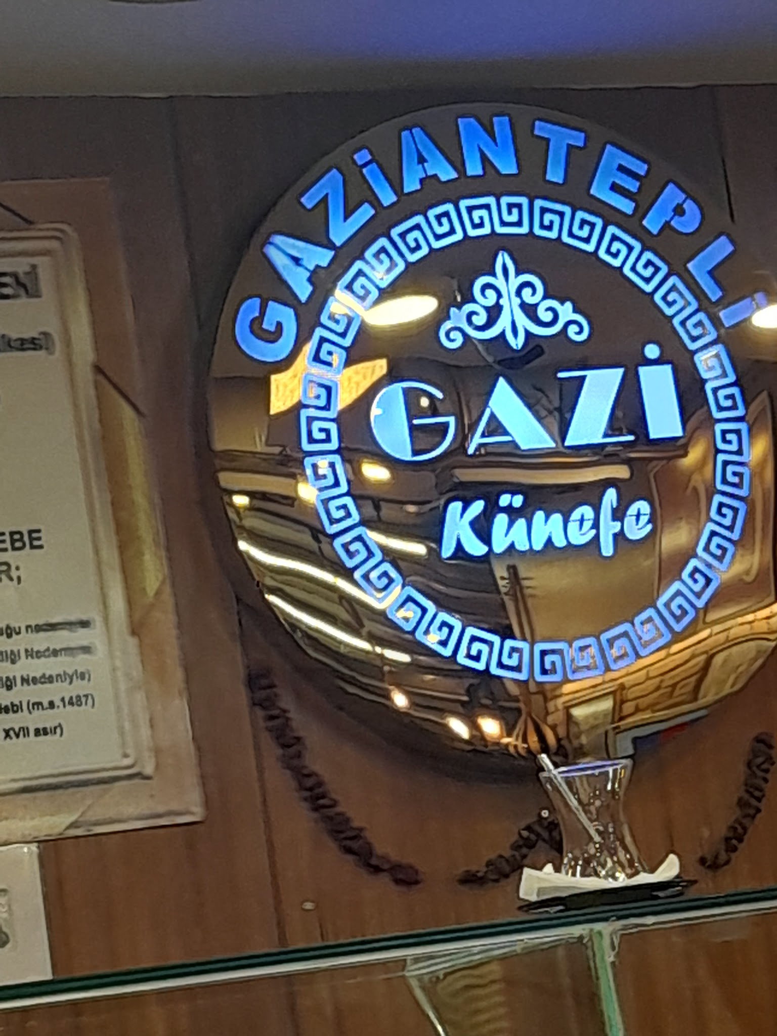 Gaziantepli Gazi Künefe