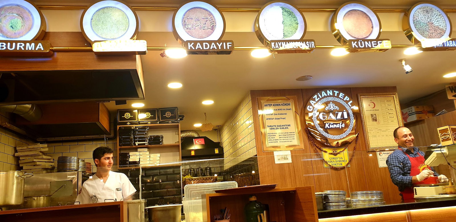 Gaziantepli Gazi Künefe