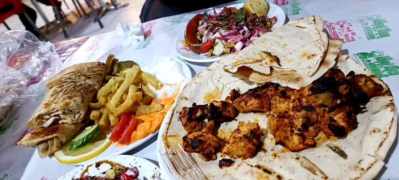 مطعم قلعة حلب resimleri