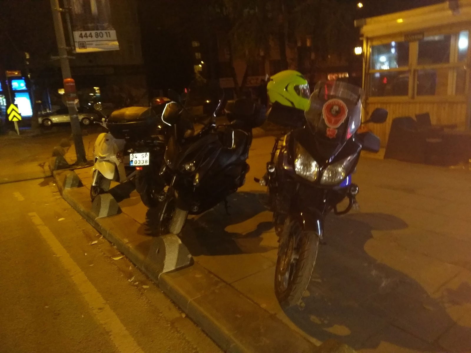 Bi'Kahve Cafe & Restaurant