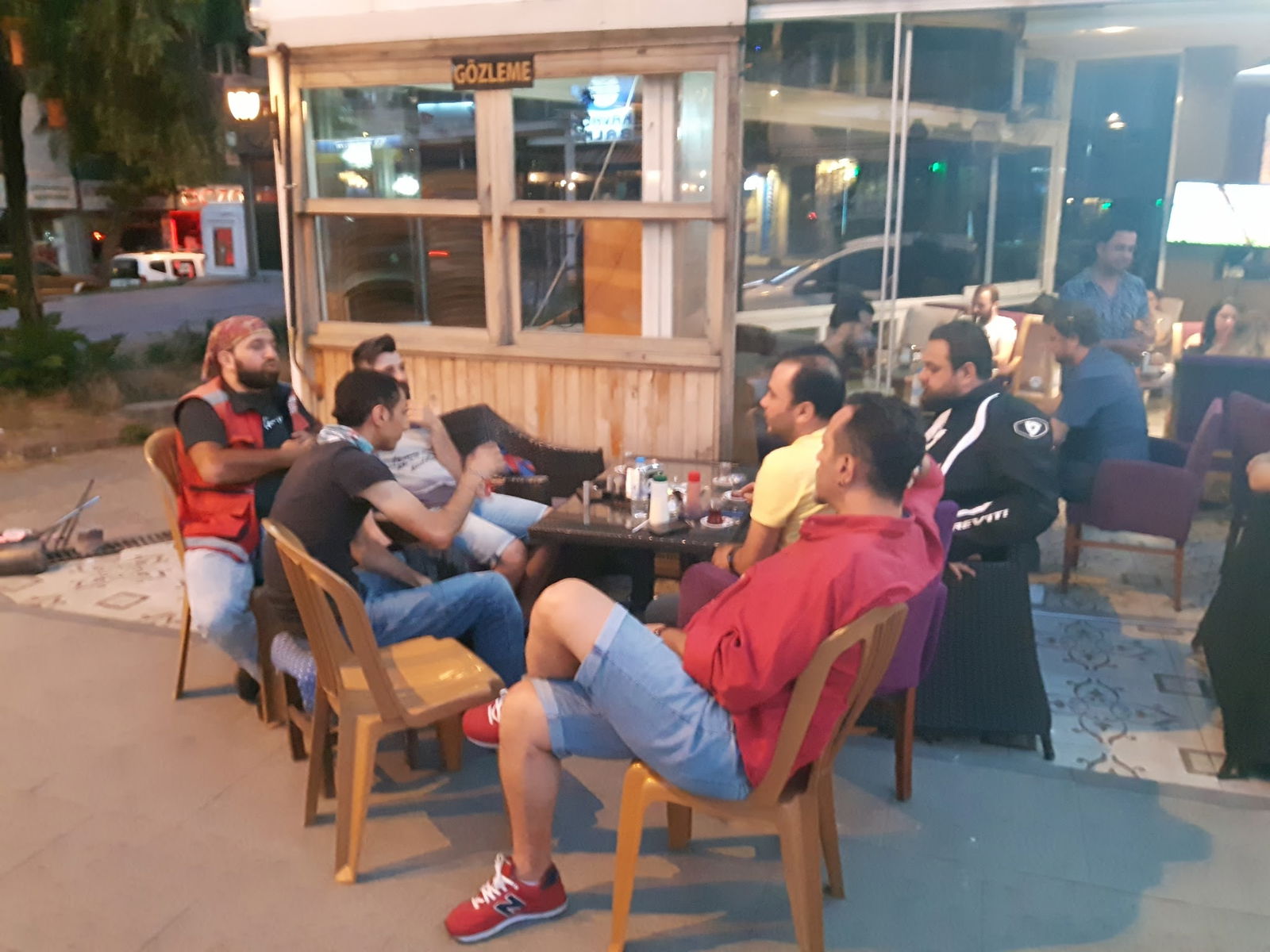 Bi'Kahve Cafe & Restaurant