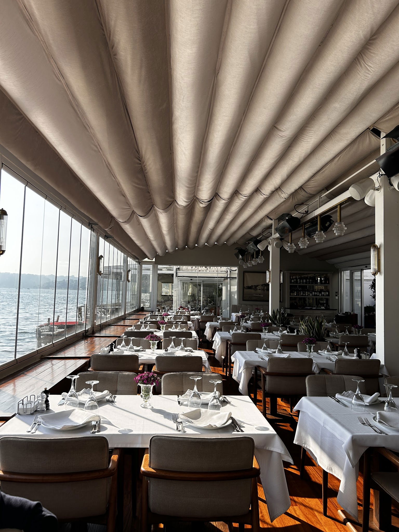 Arnavutköy Balıkçısı Yeniköy