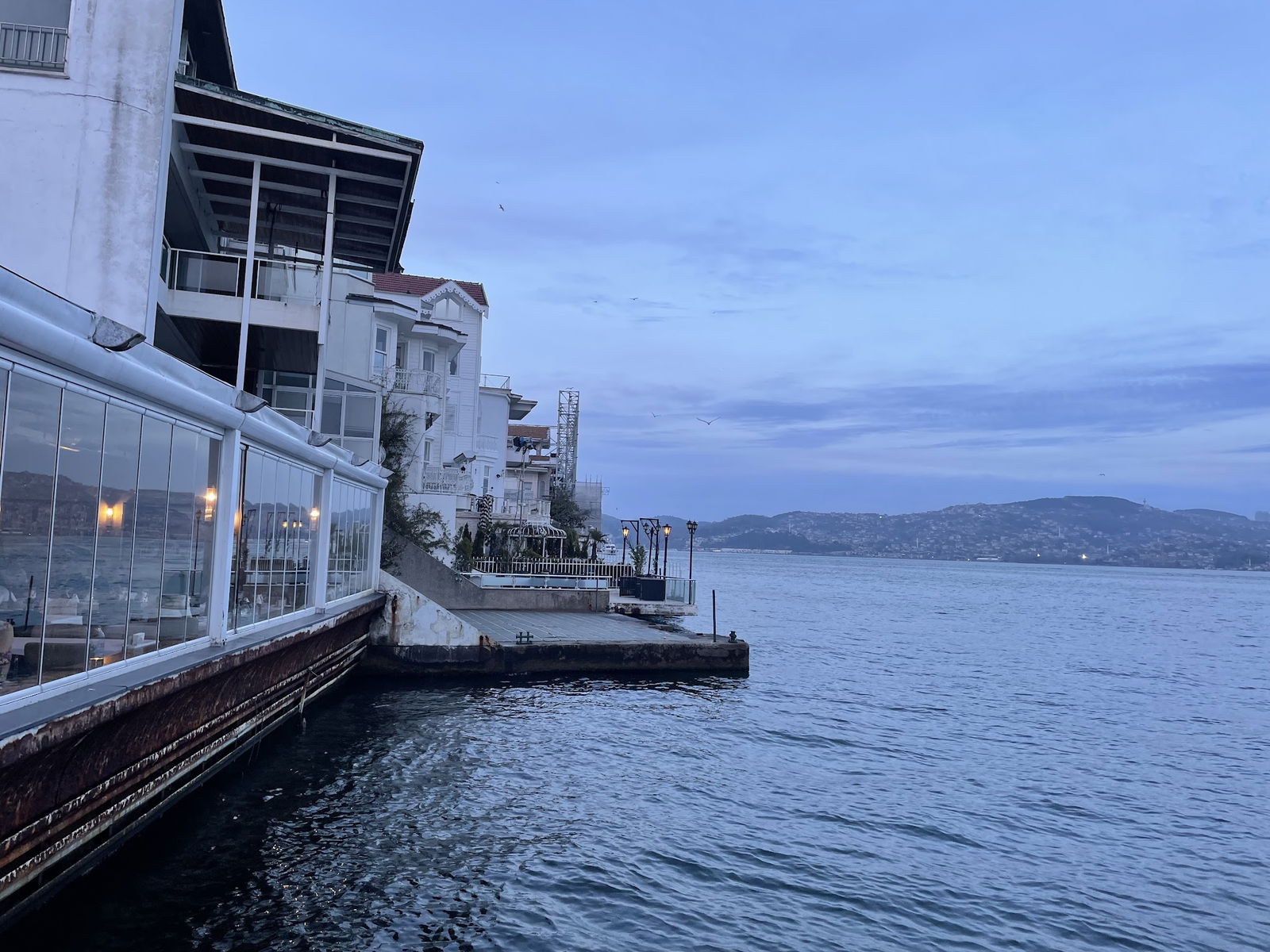 Arnavutköy Balıkçısı Yeniköy