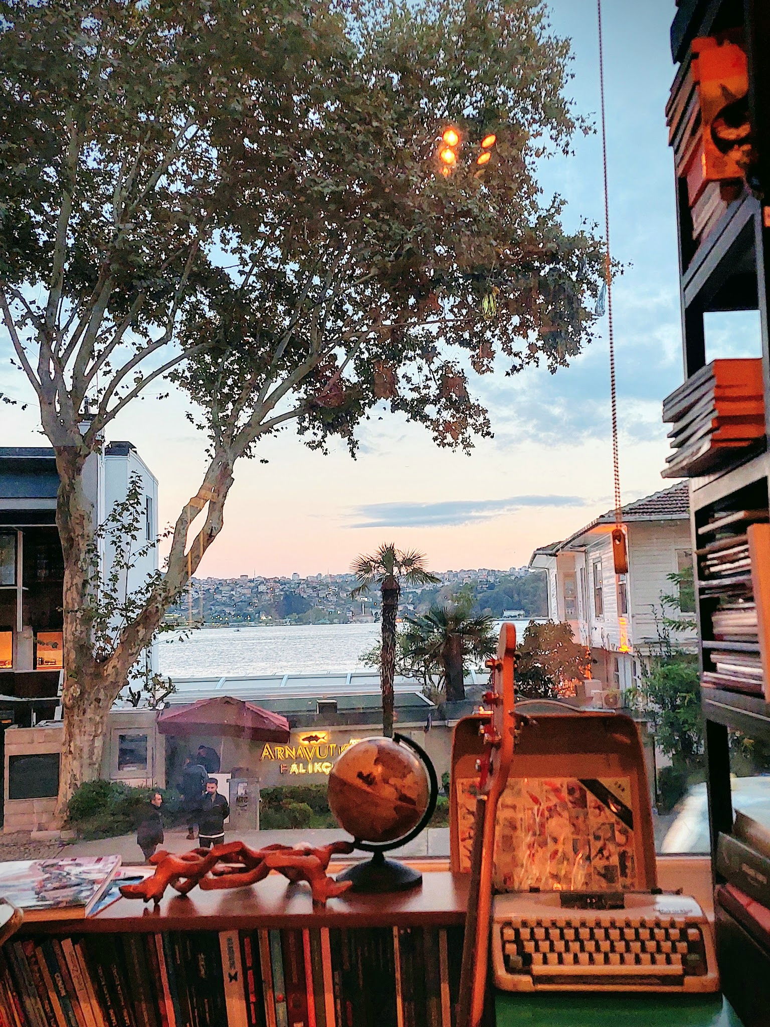 Arnavutköy Balıkçısı Yeniköy