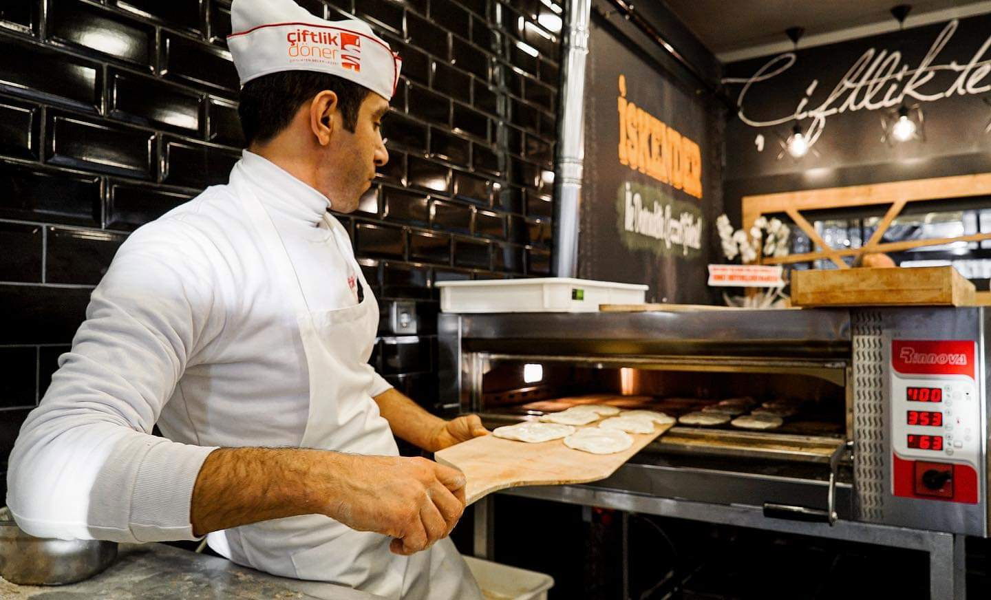 Çiftlik Döner - Pide Pizza