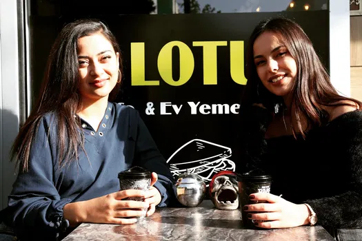 Lotus Cafe & Home Cooking resimleri